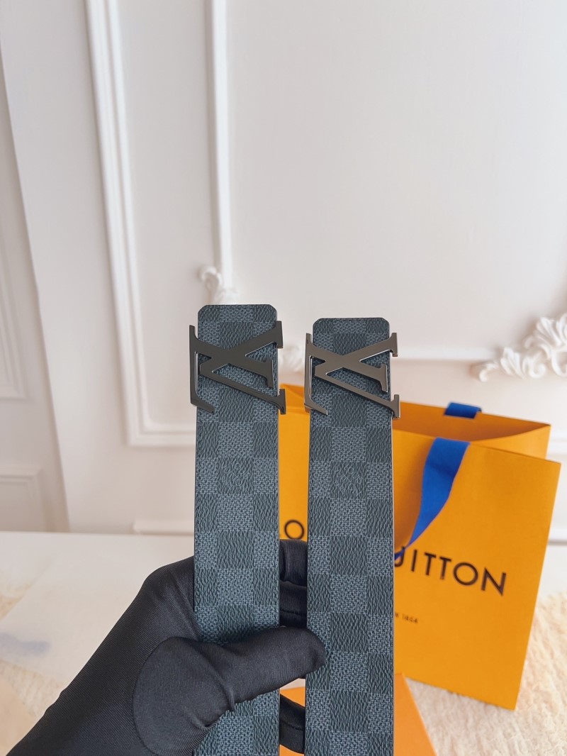 l0vis Vvtt0n belts